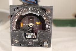 Narco NAV-12 ILS indicator