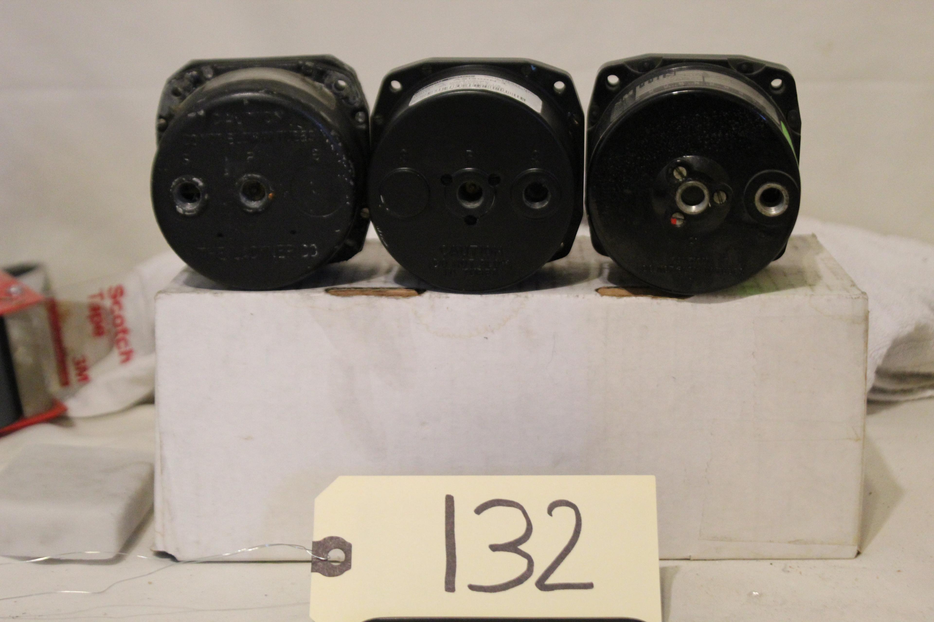 Lot Of 3 Airspeed Indicator Pn 6610-12-149-8036