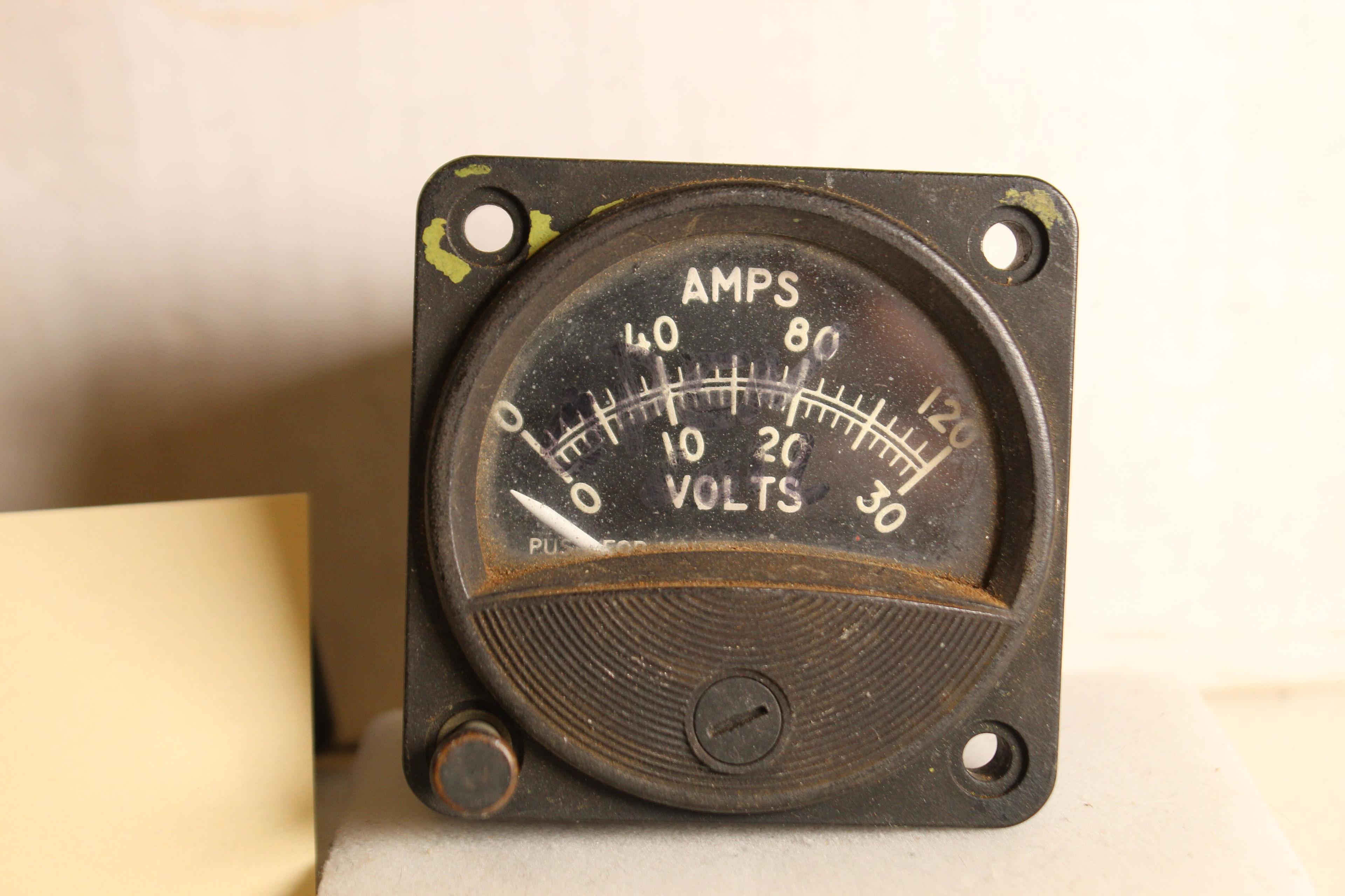 Dual Ammeter Volt Meter