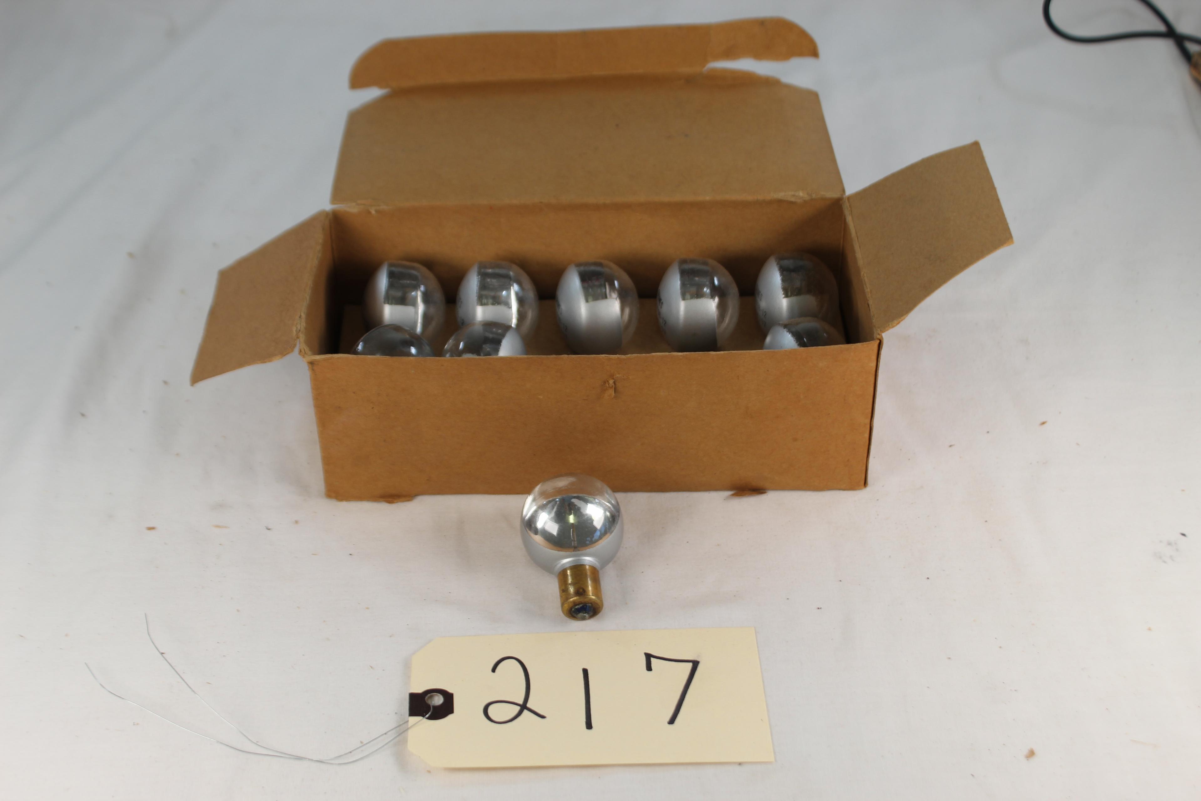 LOT OF 9 GRIMES REFLECTOR BULBS P/N A-7079B-12