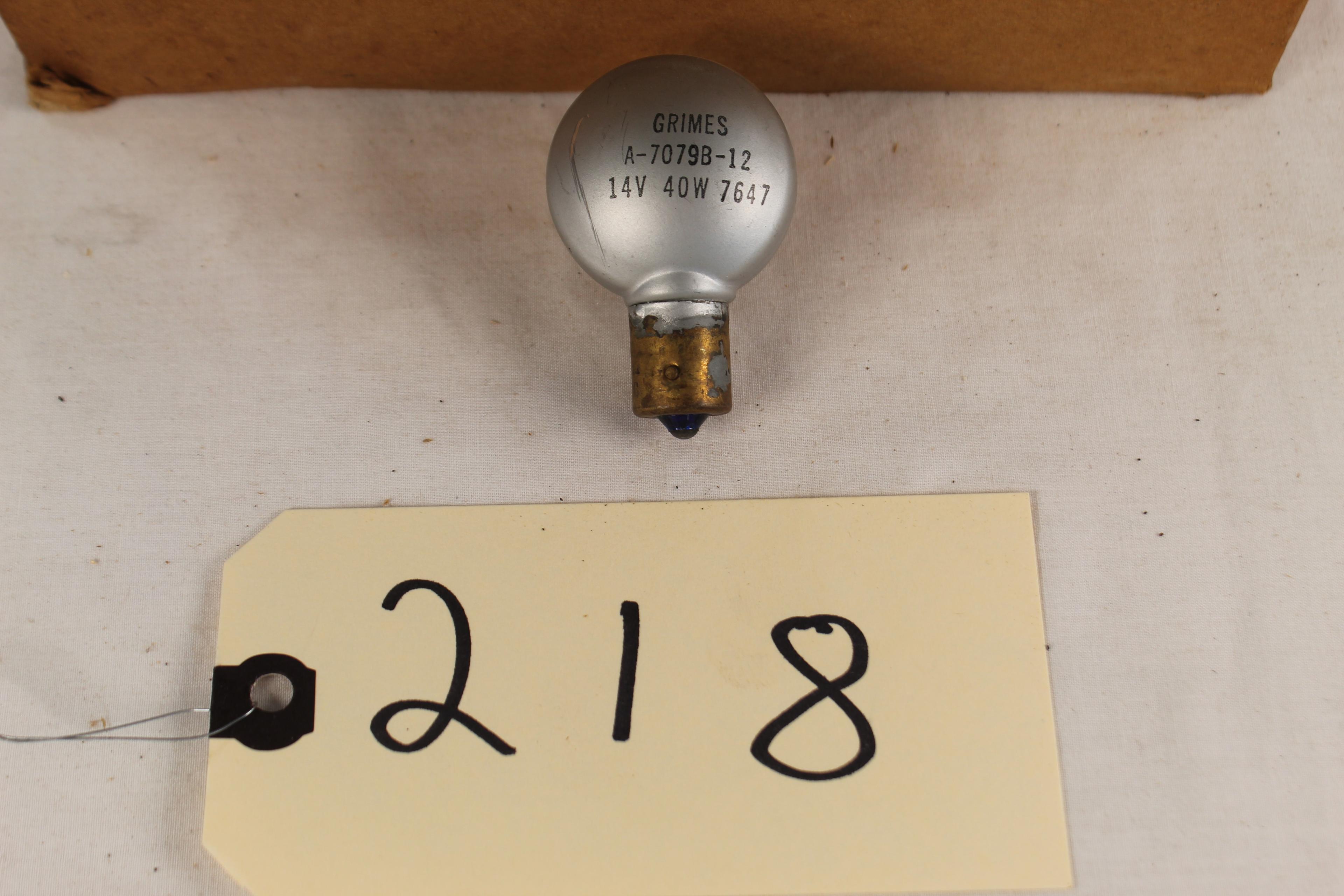 LOT OF 7 GRIMES REFLECTOR BULBS P/N A-7079B-12