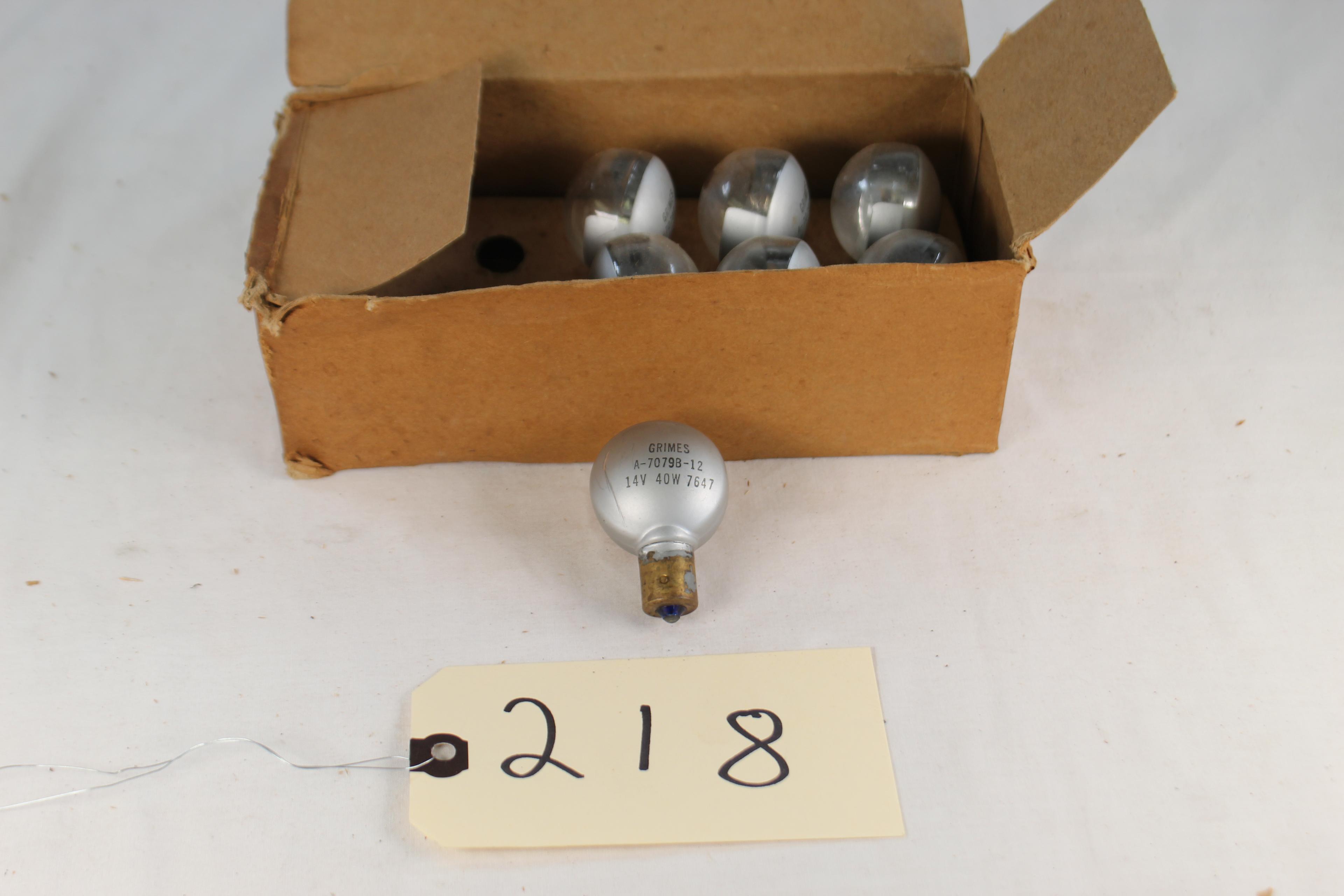 LOT OF 7 GRIMES REFLECTOR BULBS P/N A-7079B-12
