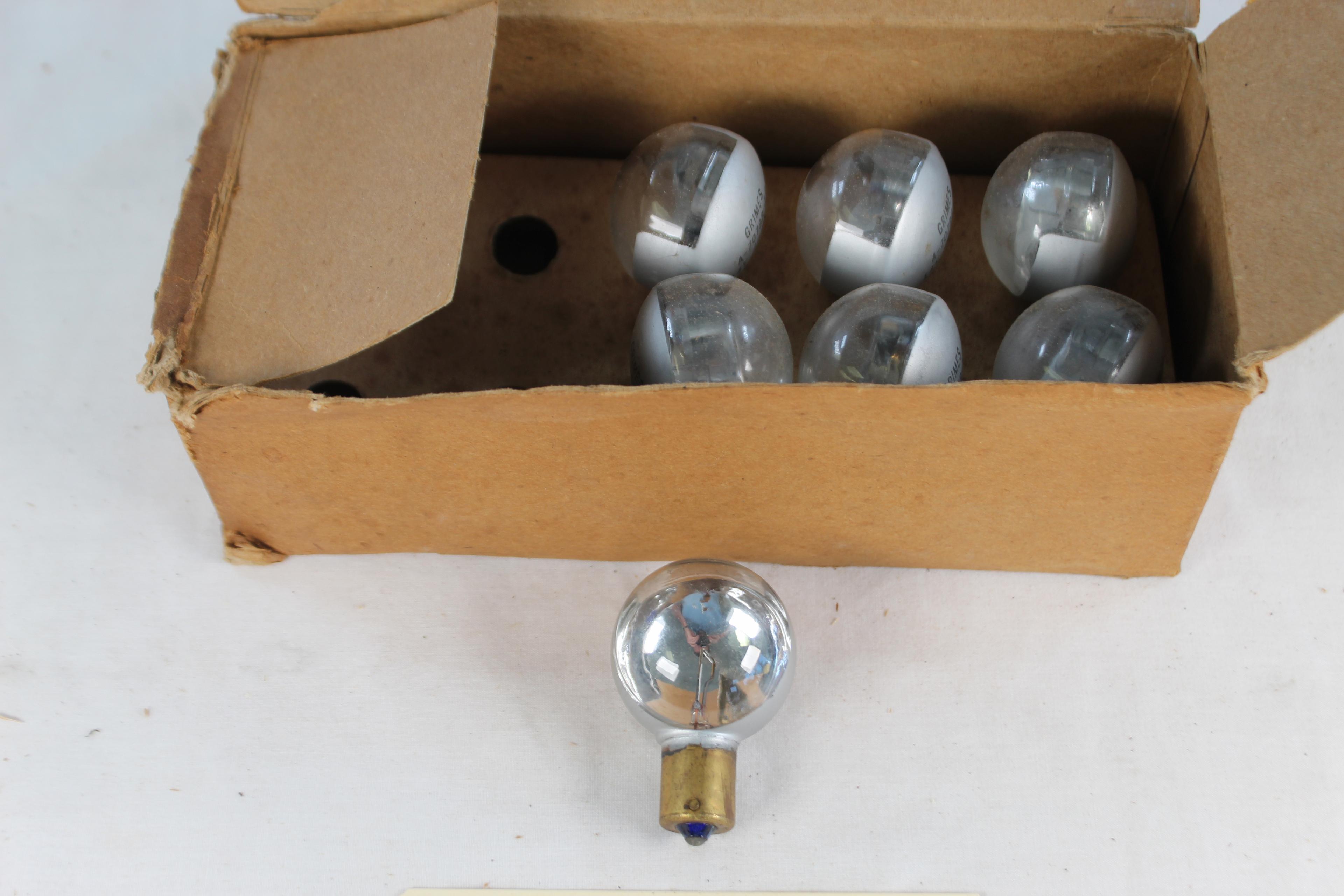 LOT OF 7 GRIMES REFLECTOR BULBS P/N A-7079B-12
