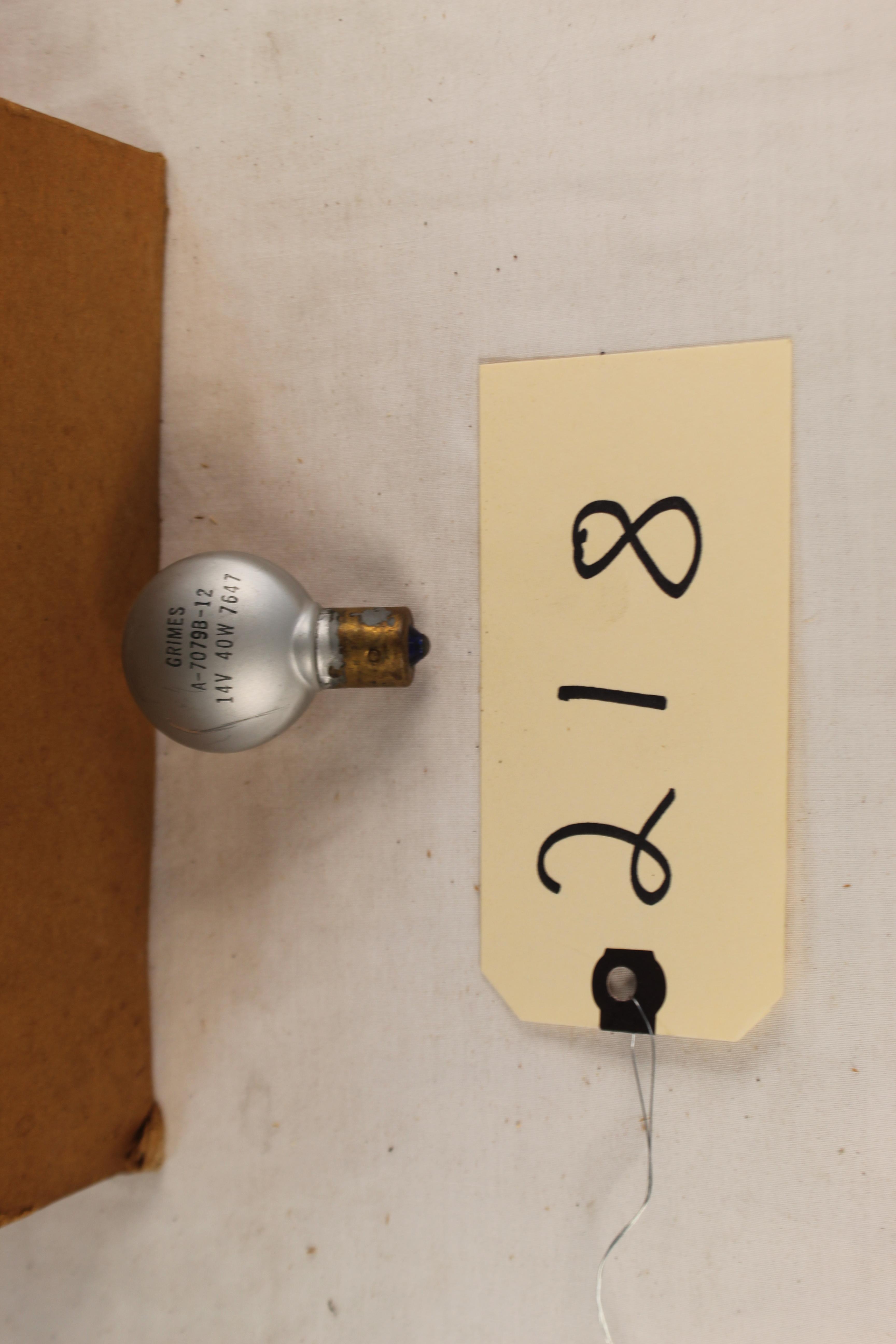 LOT OF 7 GRIMES REFLECTOR BULBS P/N A-7079B-12