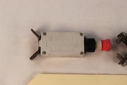 LOT OF 2 KLIXON TEXAS INSTRUMENTS PUSH PULL SWITCH P/N 7274-36-7.1/2 MFD-0584A