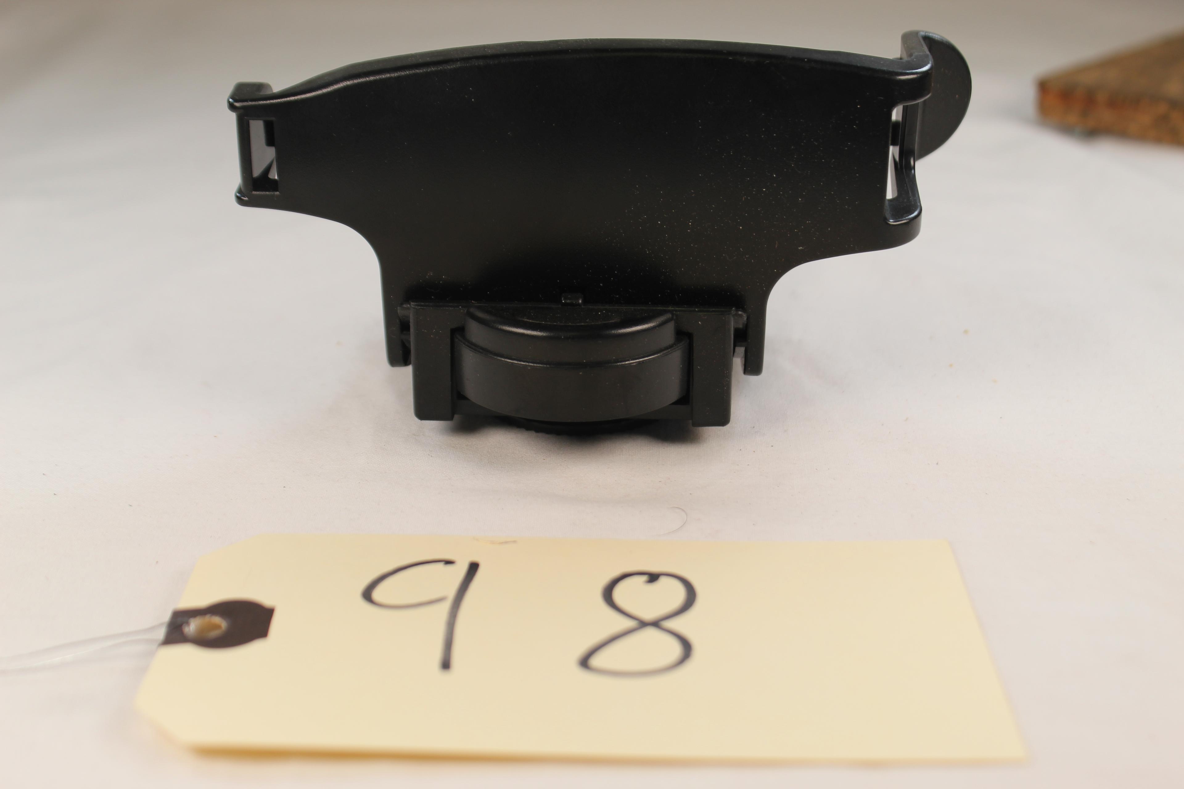 GARMIN GPS MOUNT