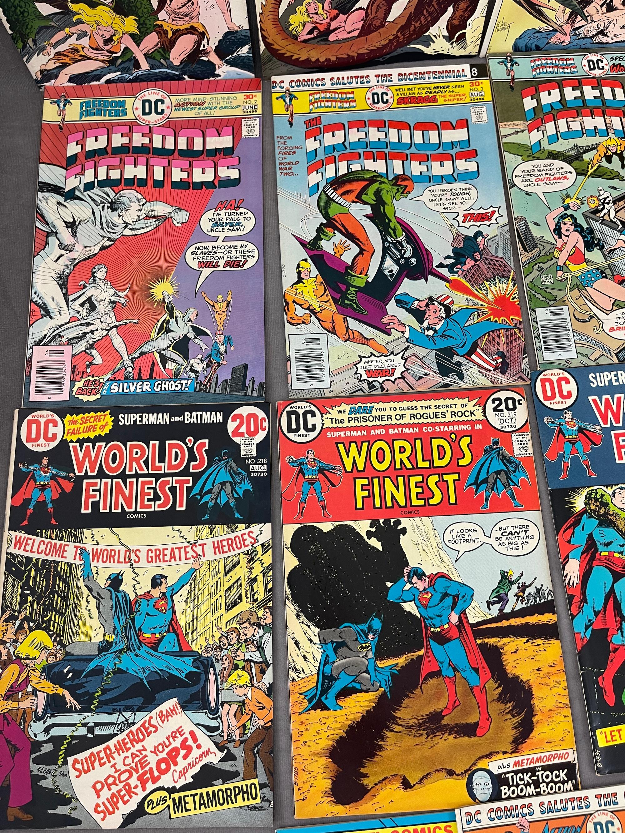 VINTAGE COMIC BOOK COLLECTION TOR AND WORLDS FINEST BATMAN DC COMICS LOT 22