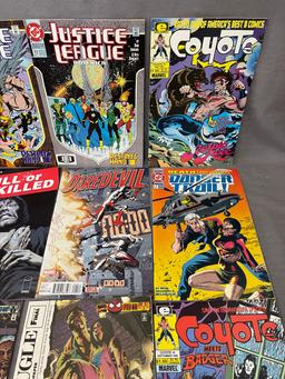 VINTAGE COMIC BOOK COLLECTION LOT 25