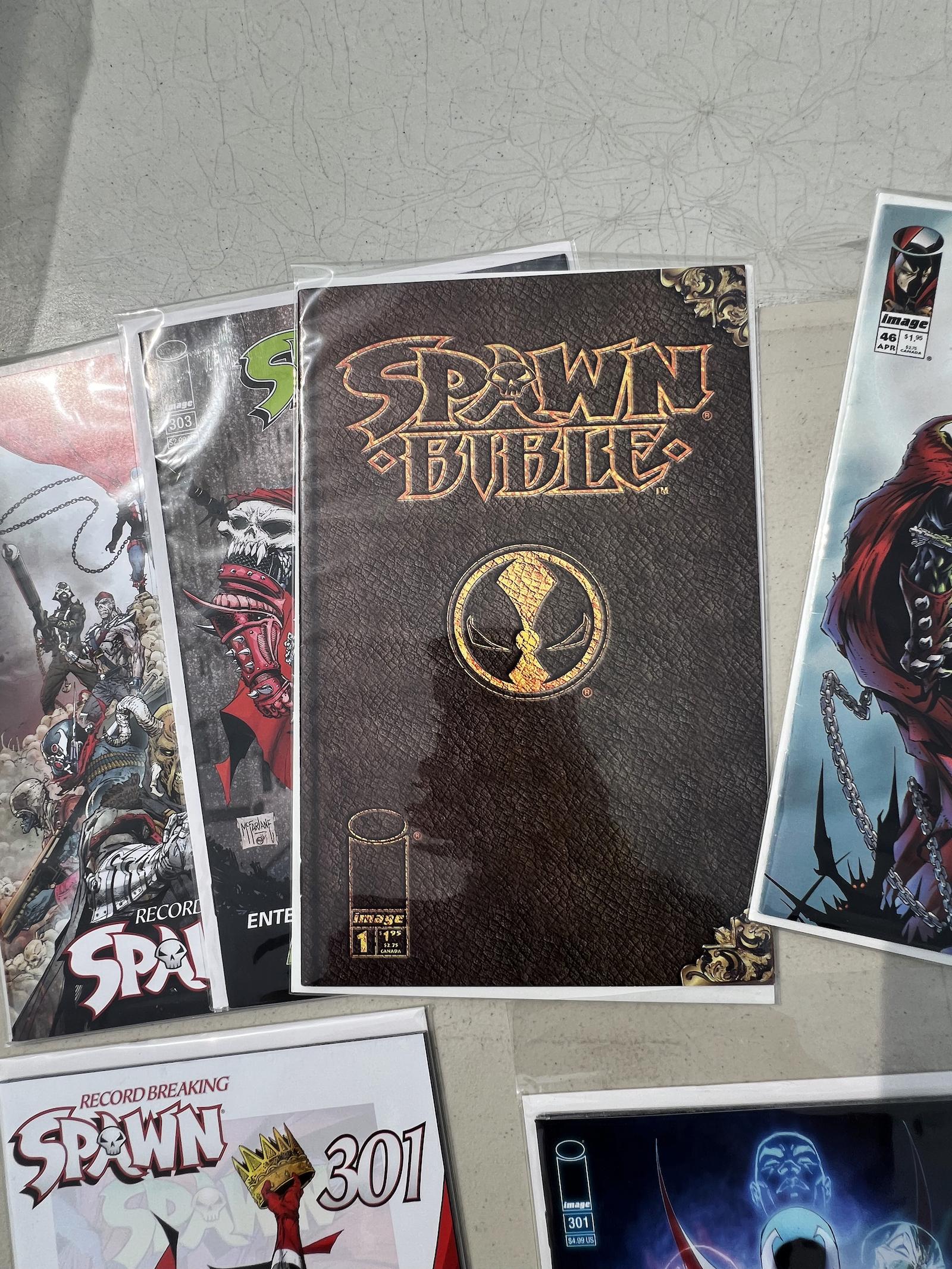 Comic Book Spawn Collection lot 10 NF