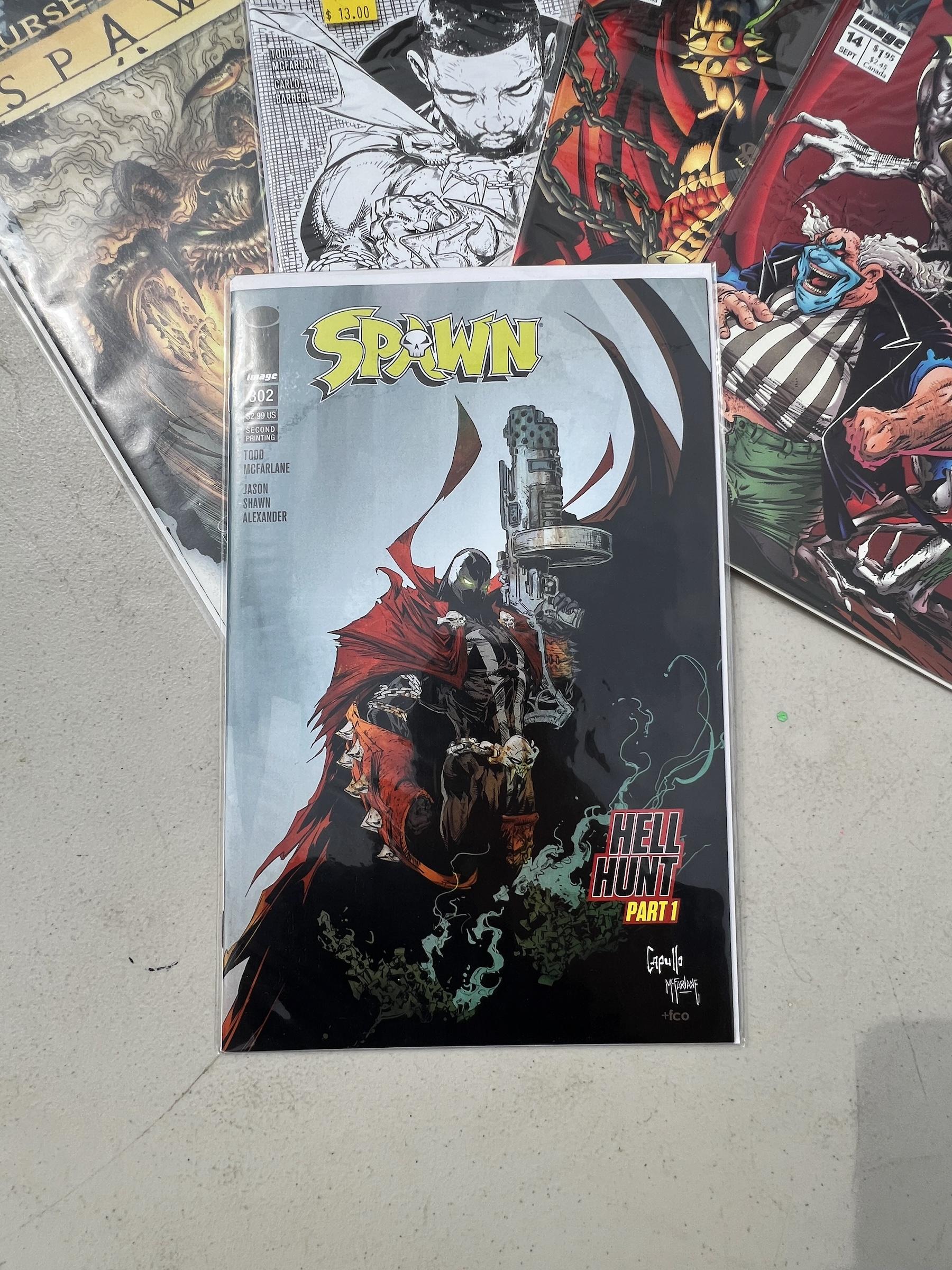 Comic Book Spawn Collection lot 10 NF