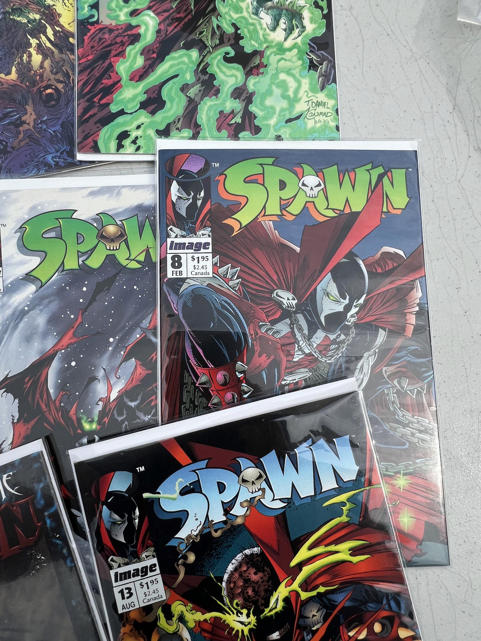 Comic Book Spawn Collection lot 10 NF