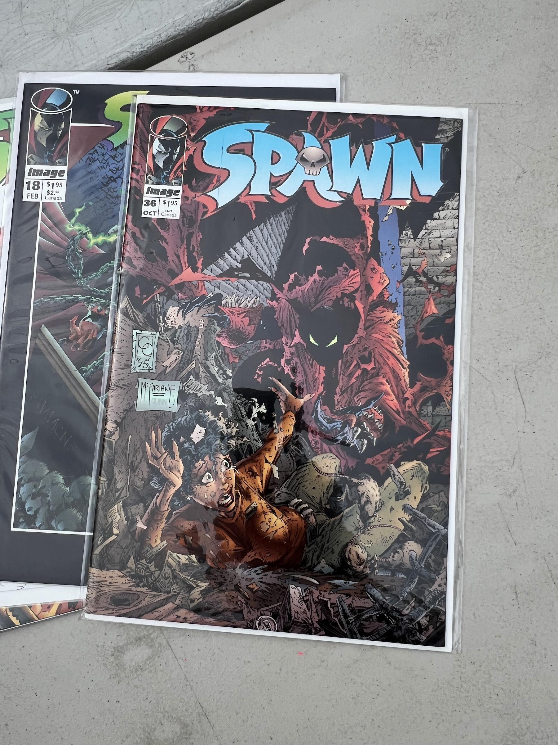 Comic Book Spawn Collection lot 10 NF