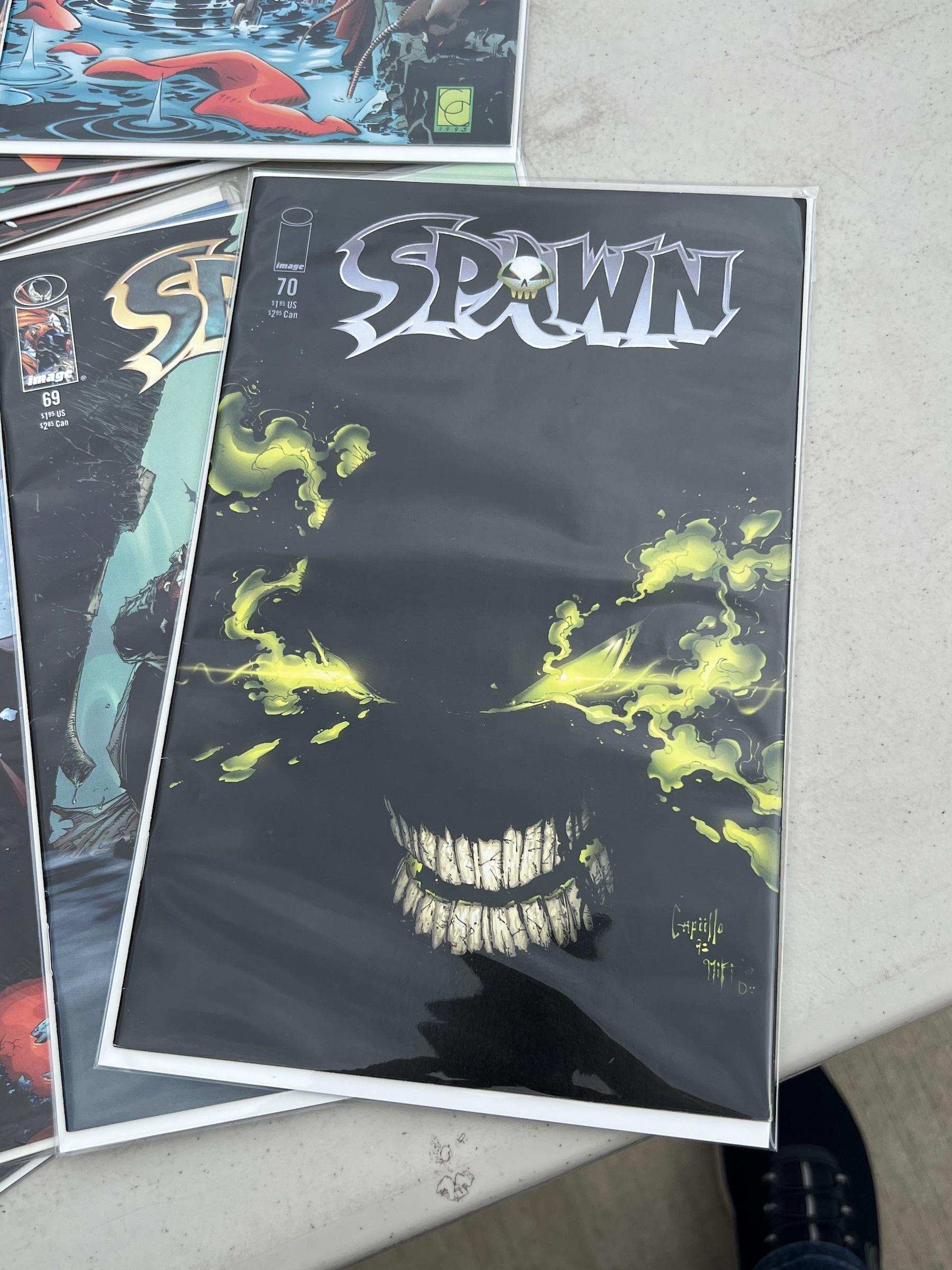 Comic Book Spawn Collection lot 10  NF
