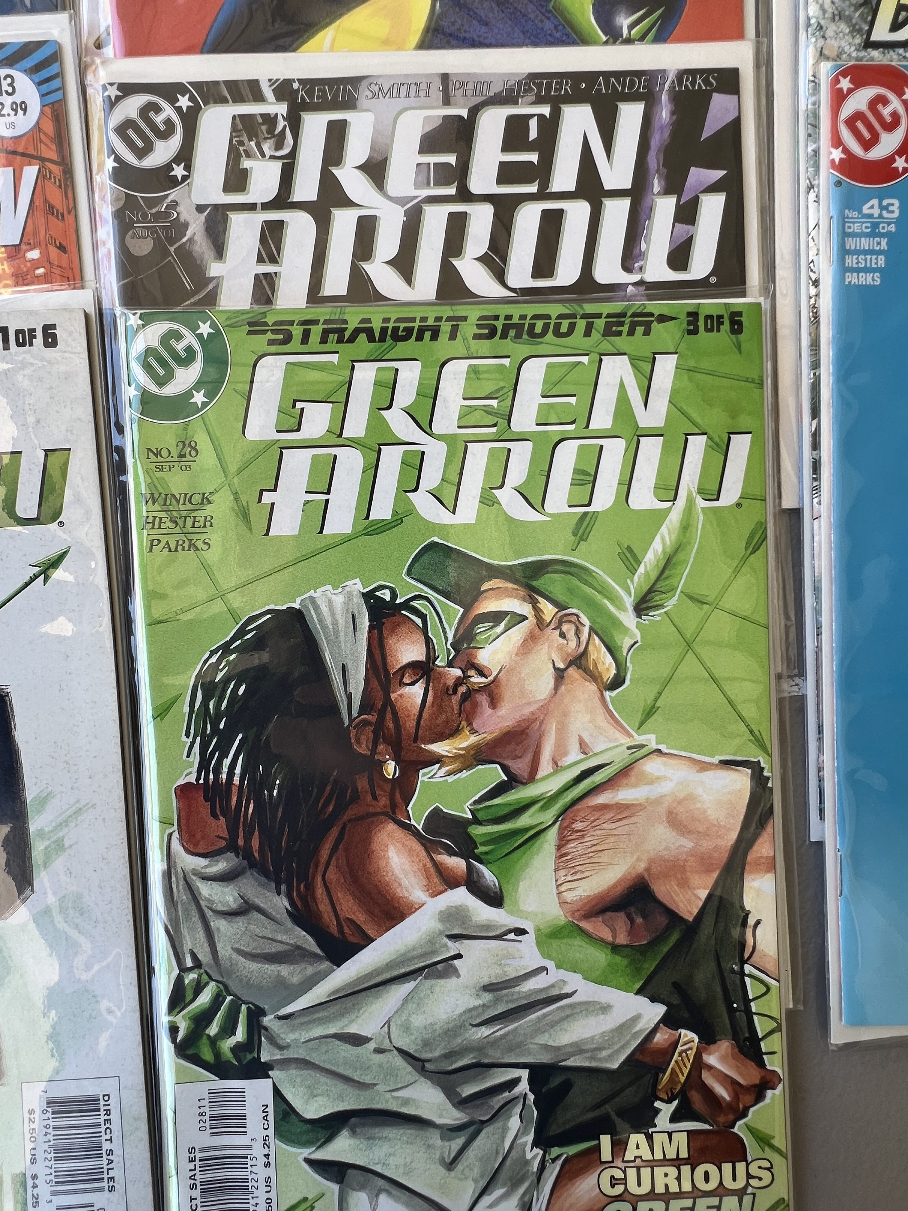 Comic Book Green Arrow collection lot 30 DC comics