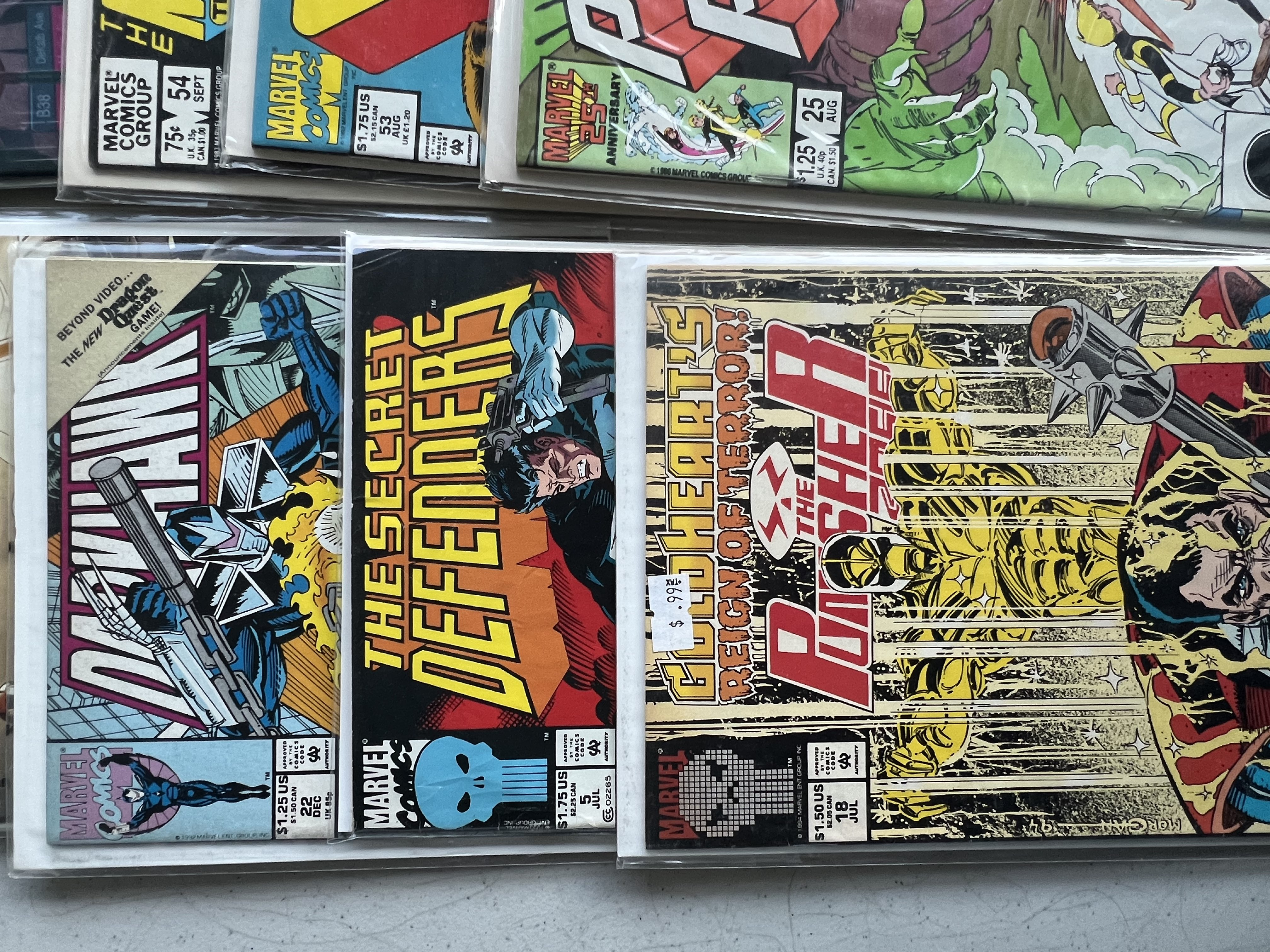 COMIC BOOK COLLECTION LOT 25 MARVEL COMICS DEATHLOK PUNISHER ZOMBIES