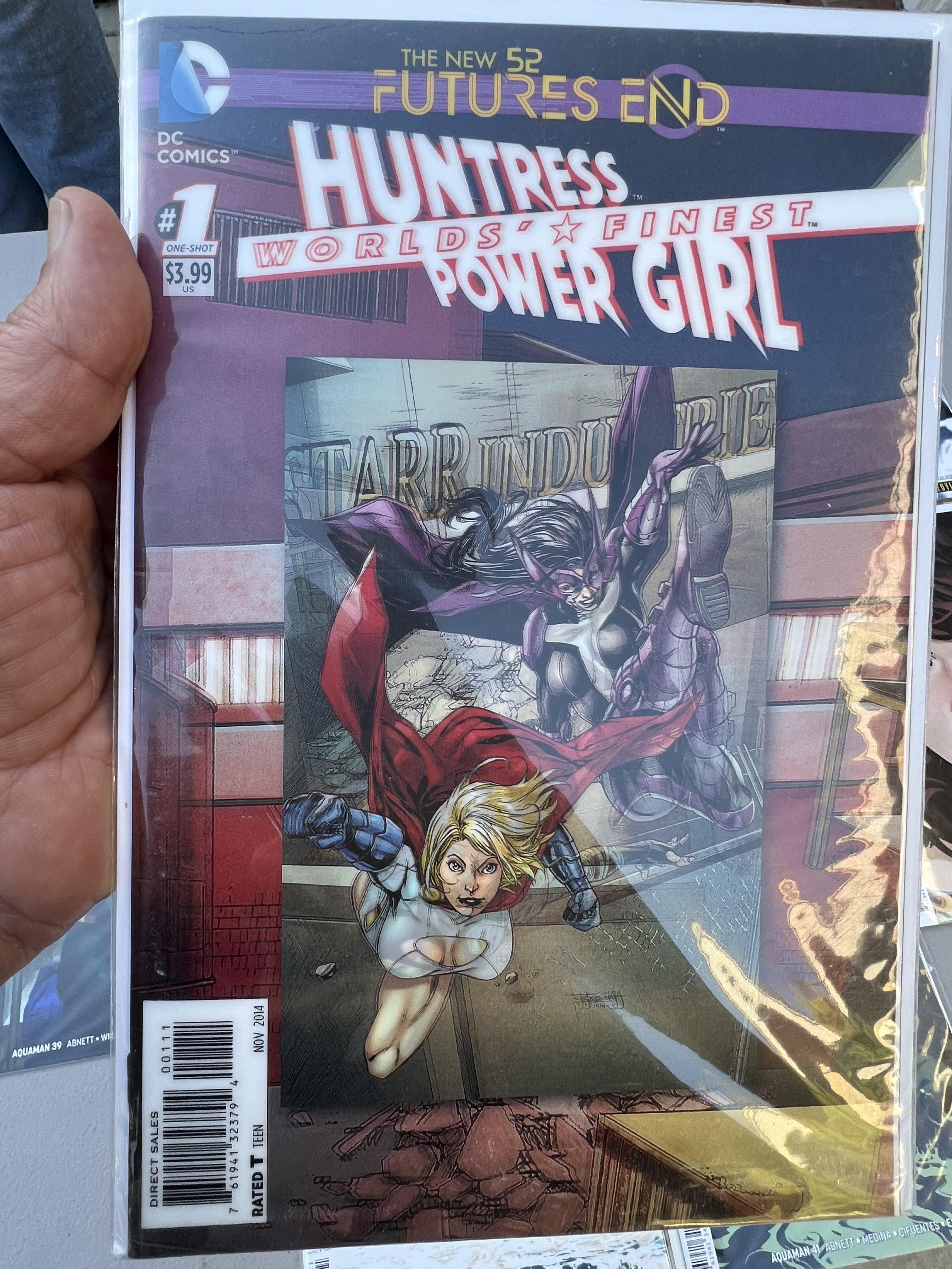 Comic Book collection lot 10 Batgirl 1, Huntress power girl 1, aquaman 67, DC
