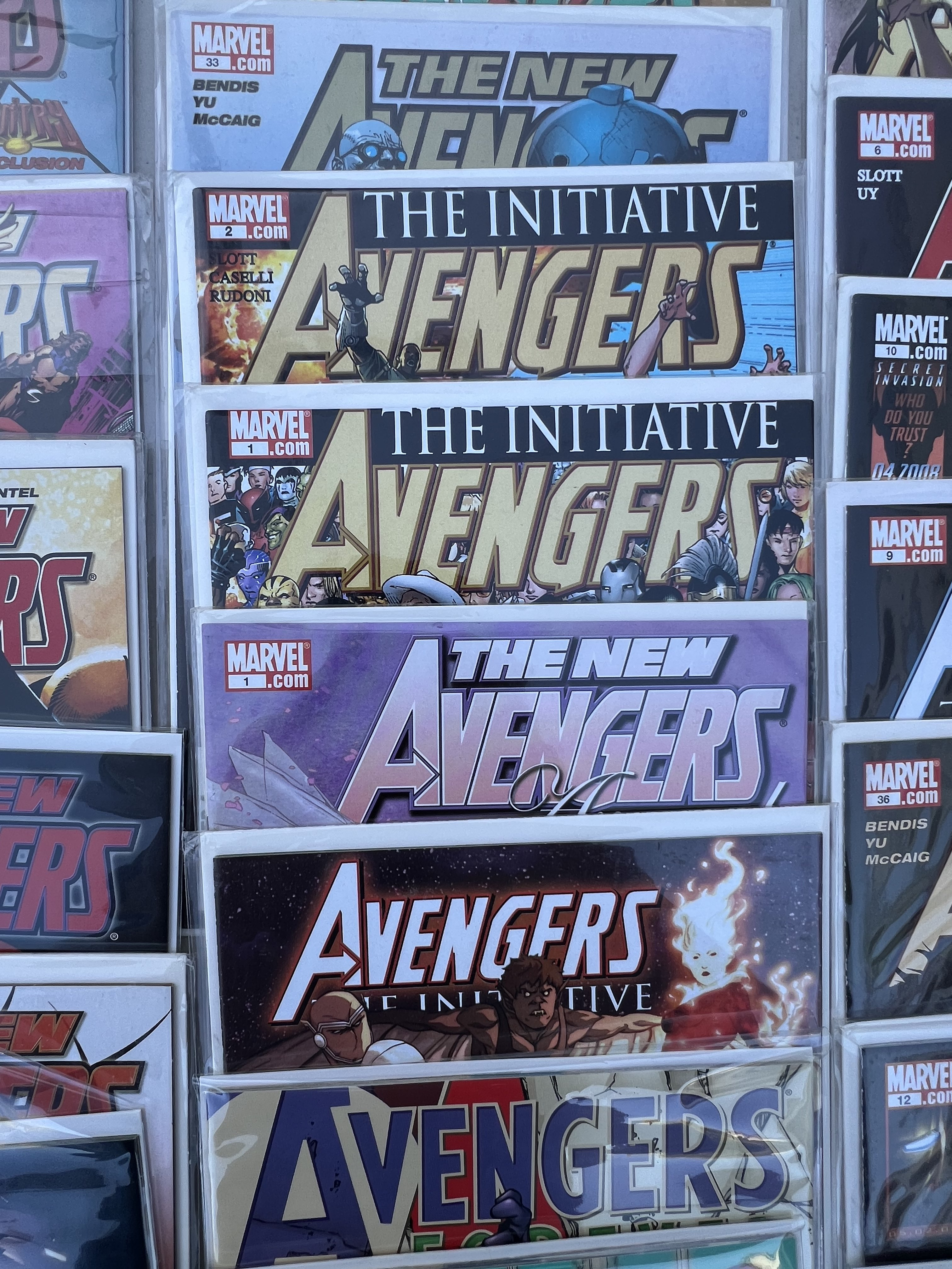 Comic Book Avengers collection lot 25 Marvel comics