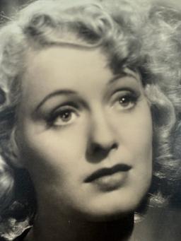 Vintage Hollywood Stars Signed 8x10 Photo of Ellen Drew