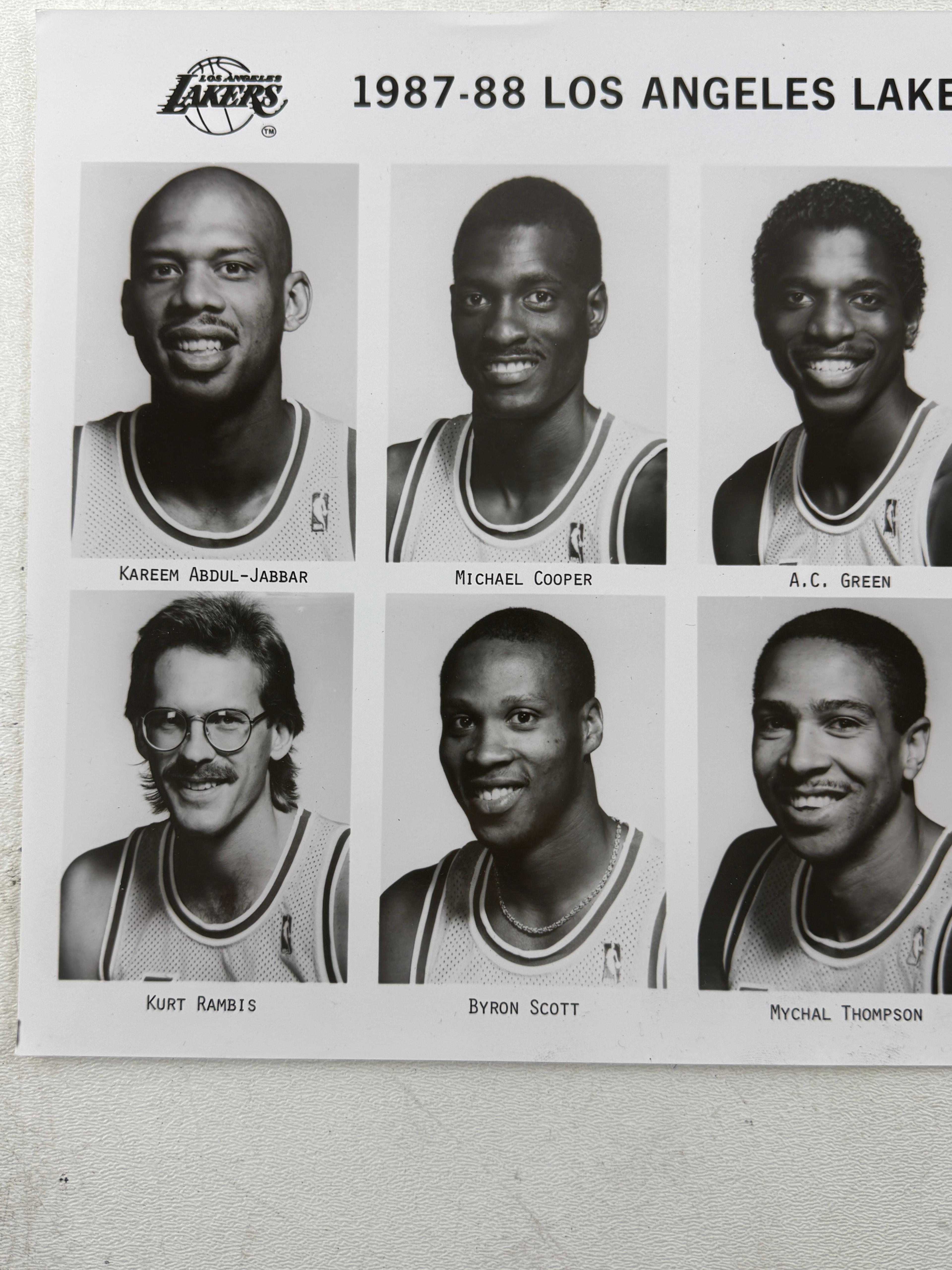 Vintage NBA Lakers Basketball Photo Signed Earvin Johnson 8 x 10