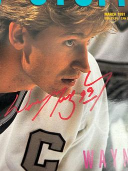 Vintage 1991 Tuff Stuff Sports Magazine Signed By Wayne Gretsky