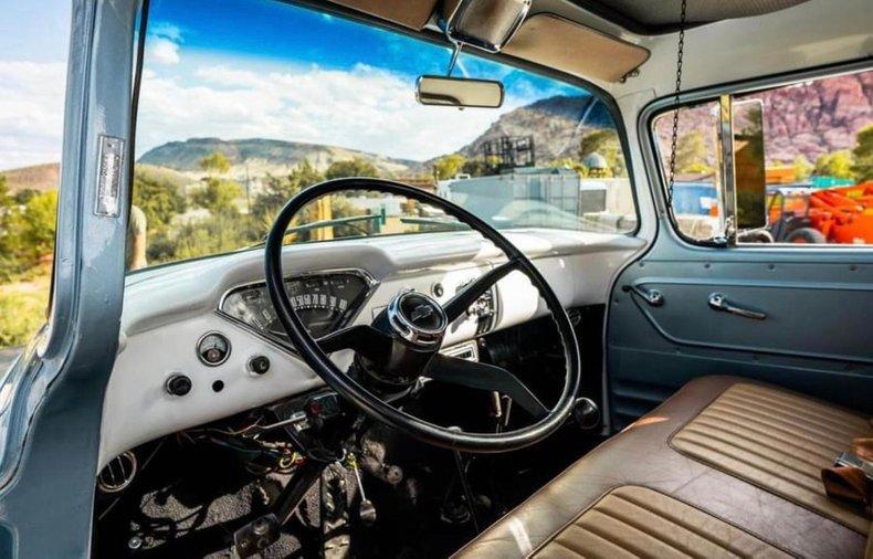 1957 Chevrolet 5-Window Pickup 6400