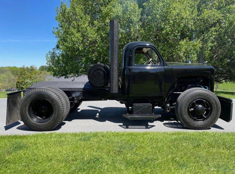 1960 Mack B61