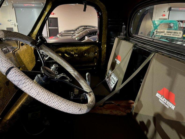 1960 Mack B61