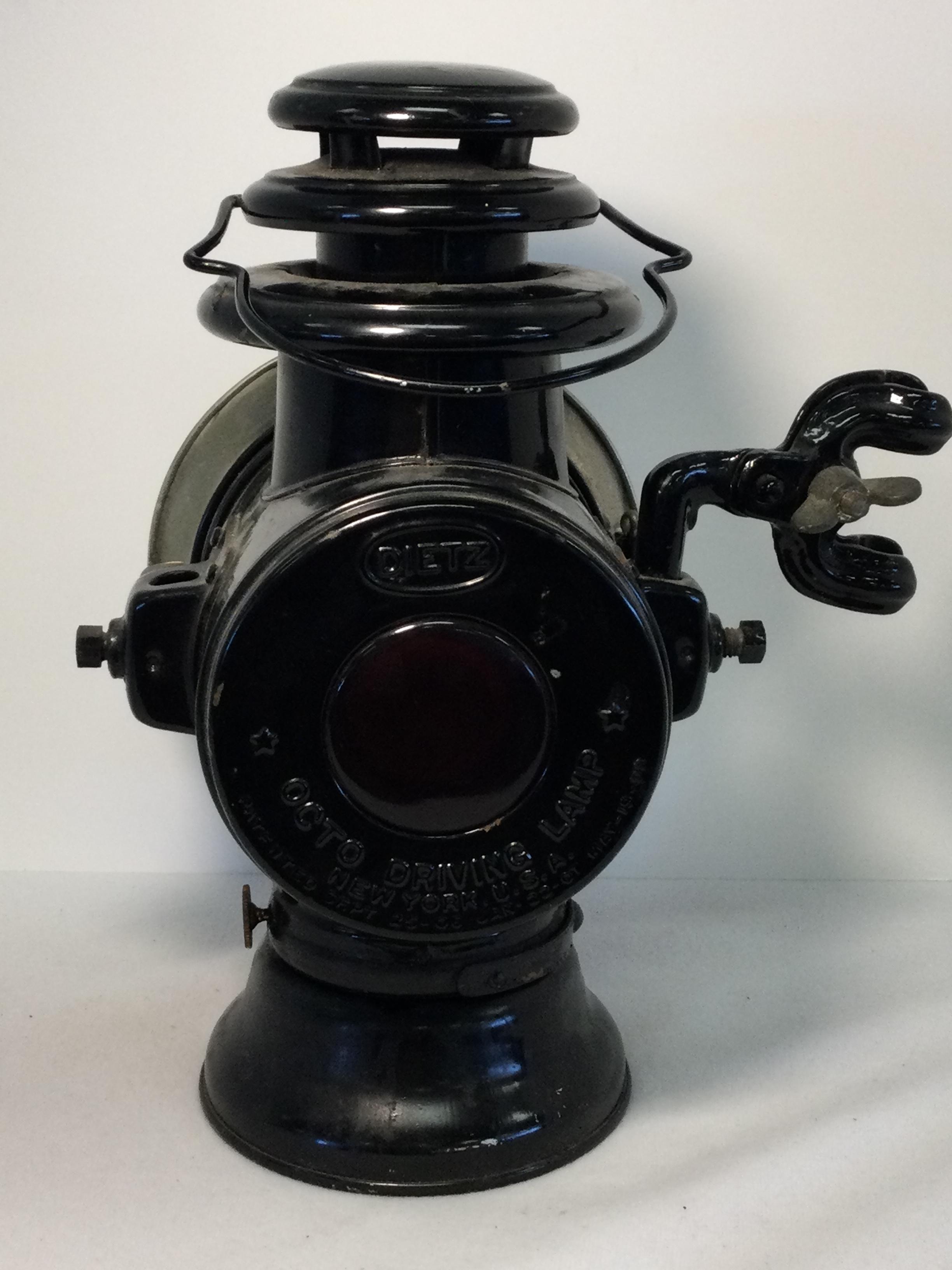 Beautiful 1901-1908 Dietz Buggy Oil Lamp