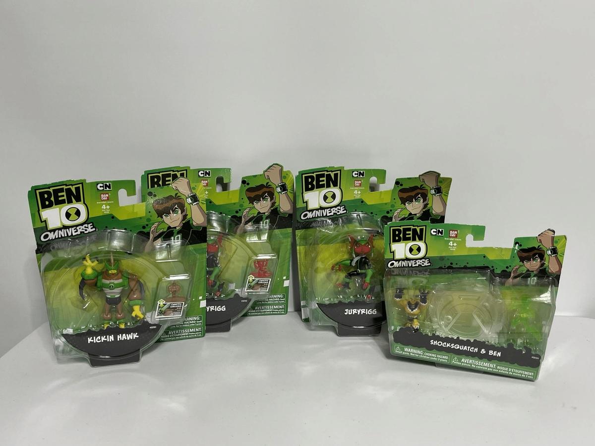 BEN 10 UNIVERSE ACTION FIGURES