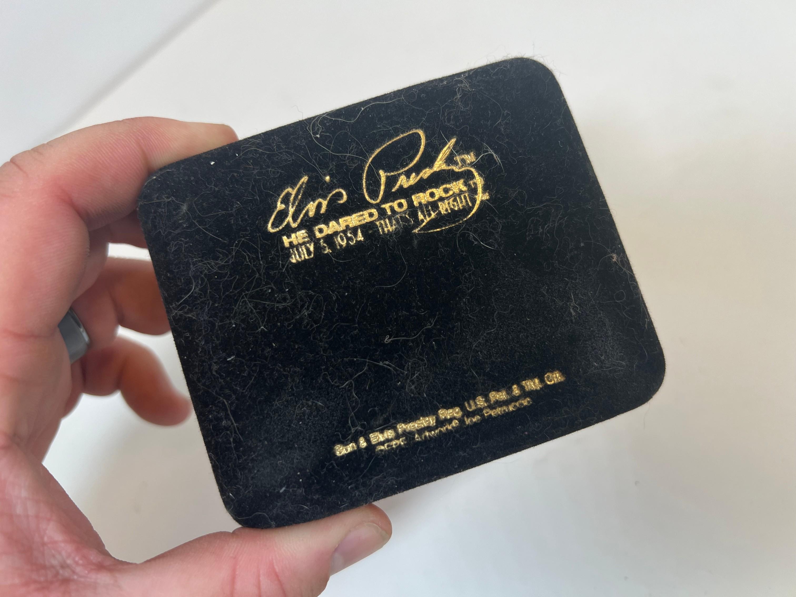 ELVIS PRESLEY LIMITED EDITION ZIPPO LIGHTER - WITH CASE (LIMITED #1499/4000