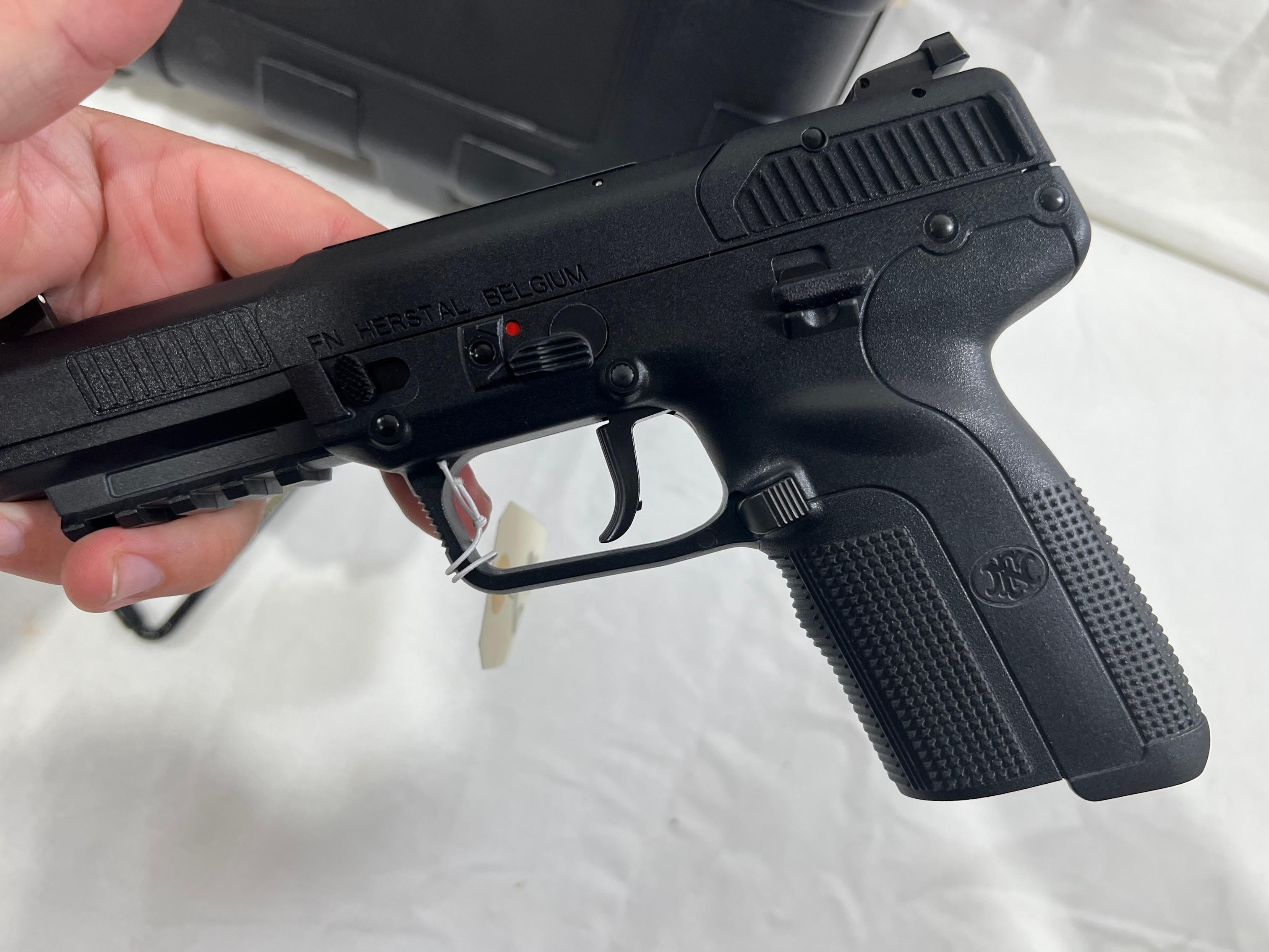 FNH USA, Five Seven, 5.7 x 28mm