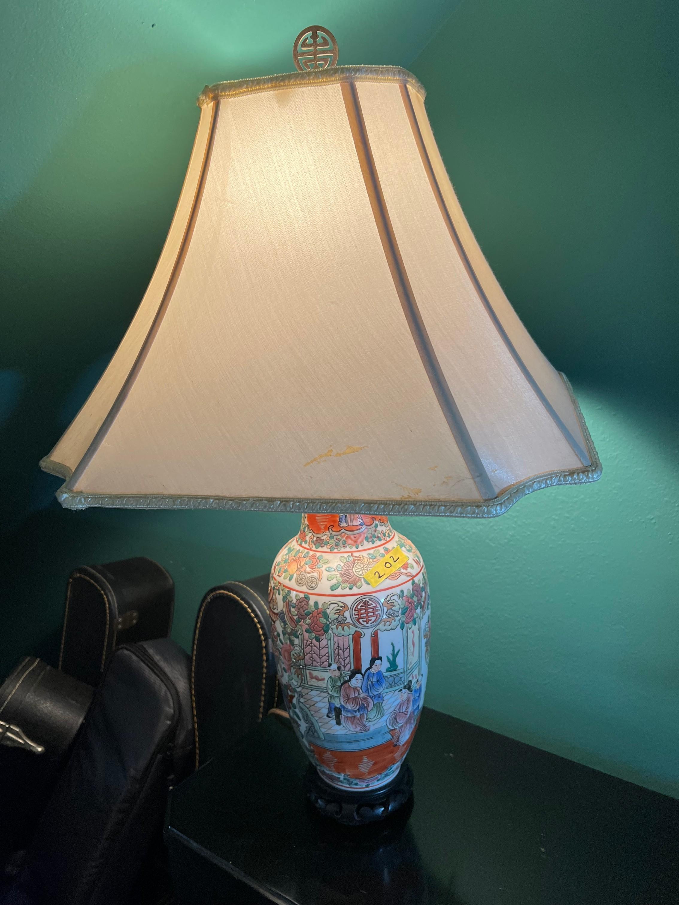 ORIENTAL TABLE LAMP - CERAMIC BASE