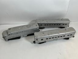 LIONEL UNION PACIFIC TRAINSS -