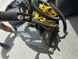 KARCHER 18- GALLON WET/DRY VACUUM (POMPANO, FL - S37)