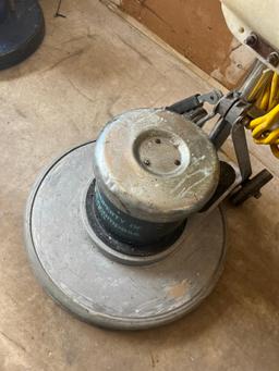 ADVANCE FLOOR MACHINE (POMPANO, FL S24)