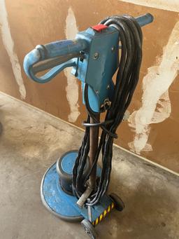 ADVANCE FLOOR MACHINE (POMPANO, FL S24)