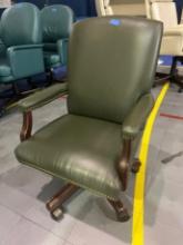 HIGH BACK EXECUTIVE OFFICE CHAIR - DARK GREEN/WOOD (LOCATED DAVIE, FL)