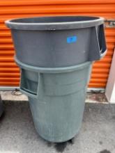 TRASH CANS (INCLUDES ONE DOLLY) (POMPANO, FL - S37)