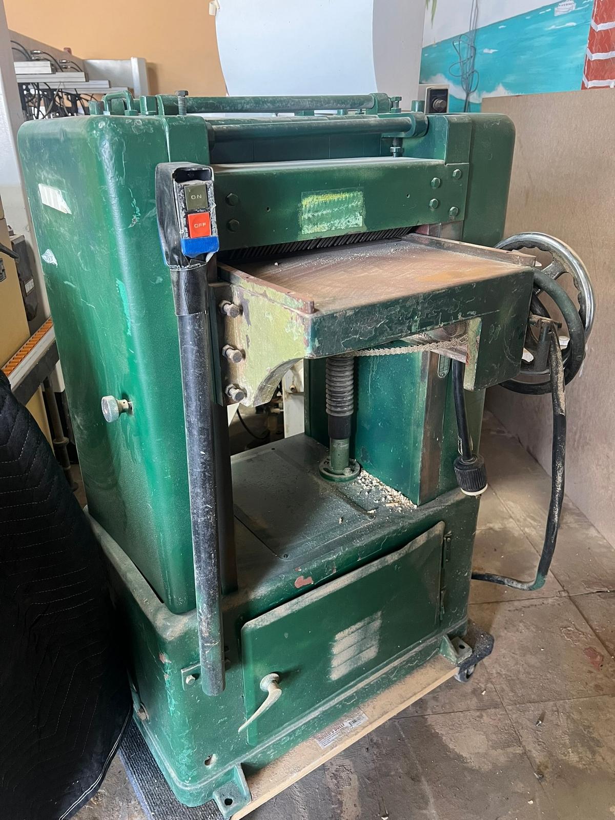 C.W.M.I WOOD MACHINERY COMPANY PLANER