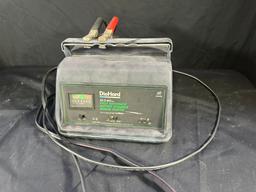 DIE HARD / SEARS FULL AUTOMATIC BATTERY CHARGER / ENGINE STARTER - MODEL 20