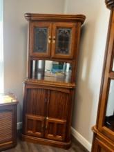 VINTAGE WOOD RICHARD BROTHERS CORNER BAR