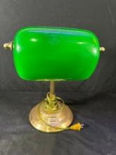 BANKERS LAMP - GREEN SHADE / BRASS BASE