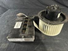 CAR PARTS - (1) 98' LINCOLN TOWNCAR (1) 04 PT CRUISER