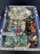 LOT - LARGE TOTE OF ASSORTED BRACLETS - TOTE INCLUDED