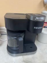 KEURIG COFFEE MAKER / K-CUP