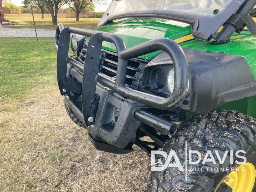 2013 John Deere 825i Gator