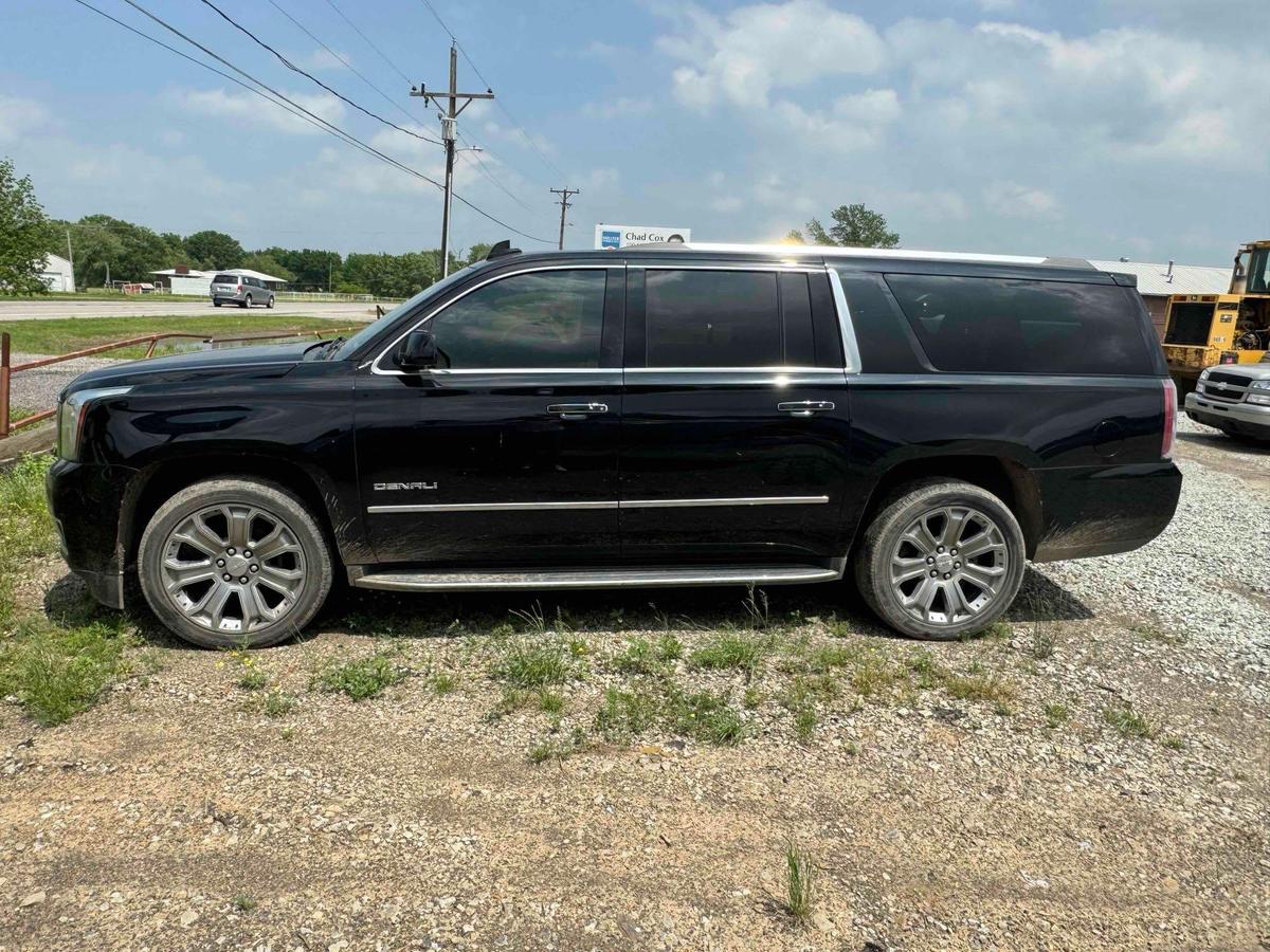 2015 GMC Yukon Denali XL