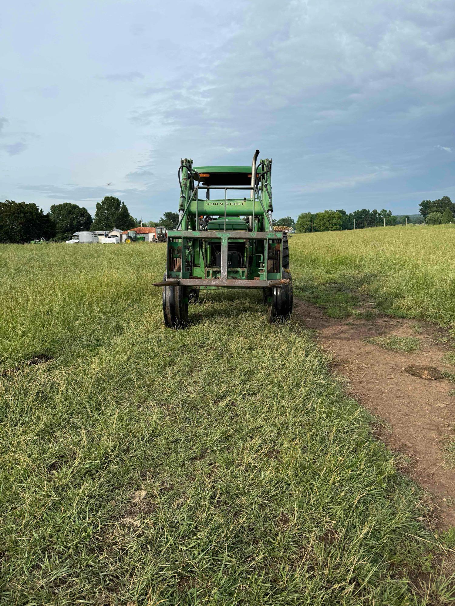 John Deere 6400