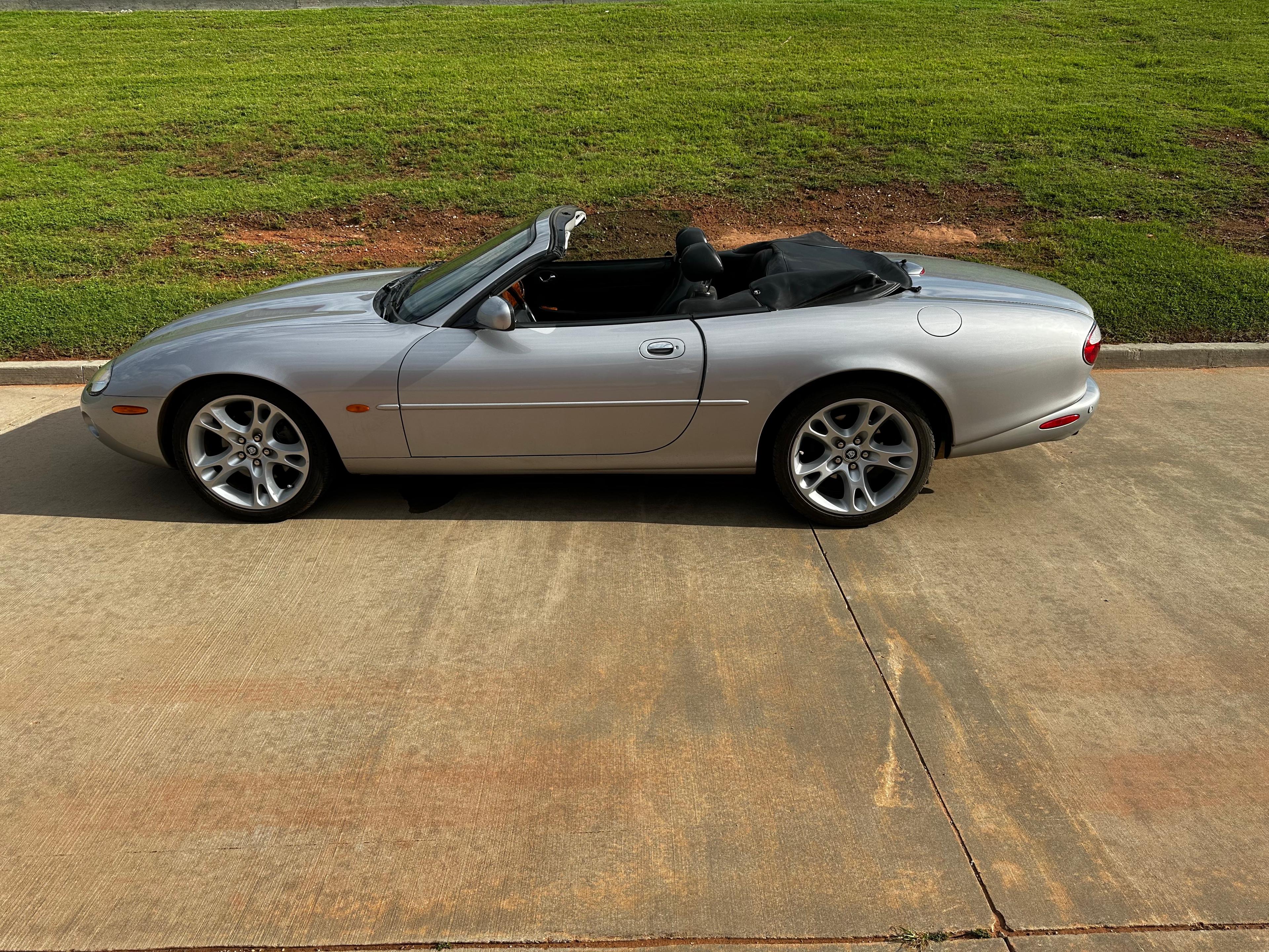 2003 Jaguar XK8