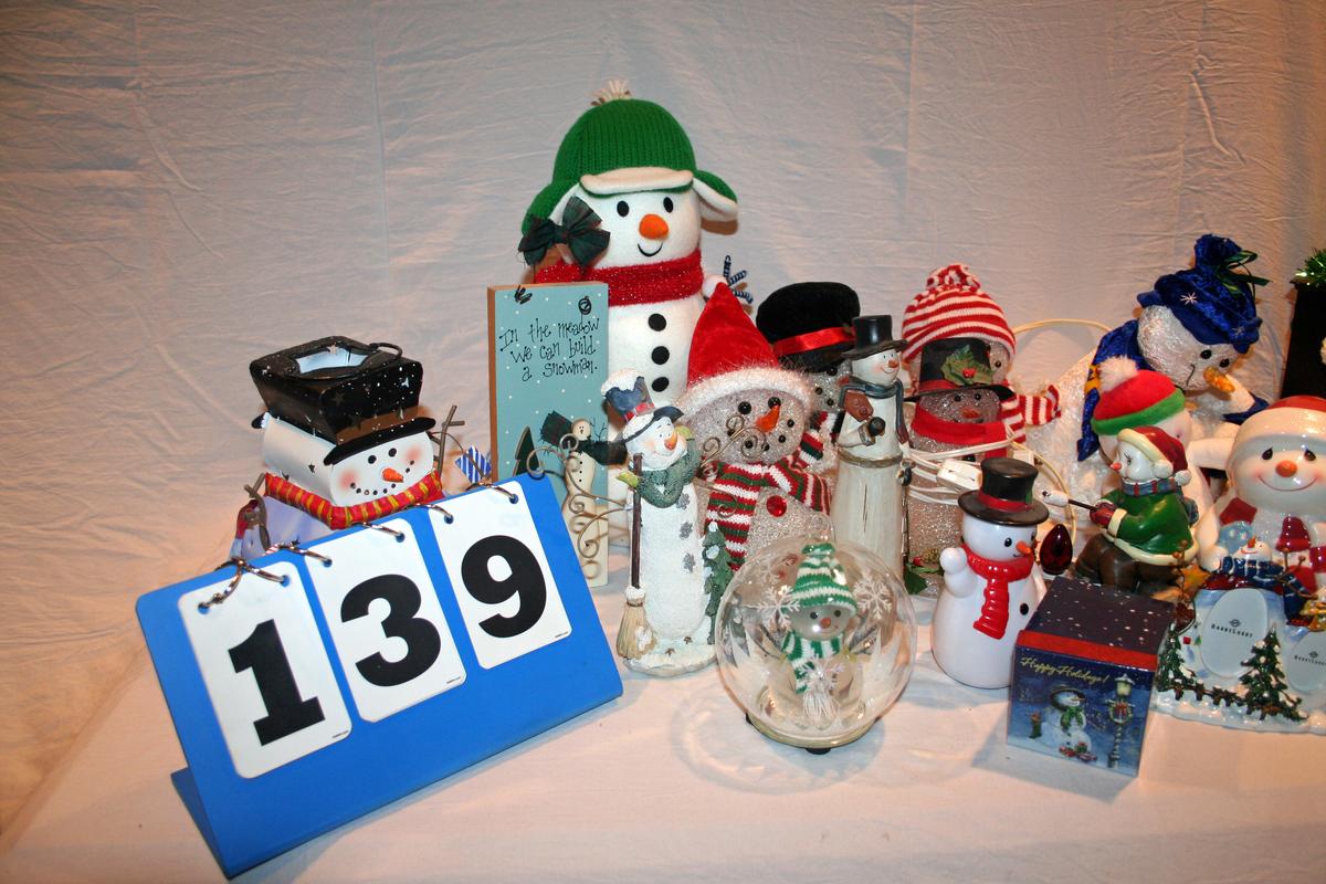 Snowman Themed Decorator Items 2